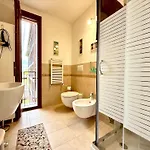 Apartamento Near The Old Town And Center Of - Private Parking Spot On The River - Amazing View *