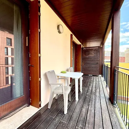 Near The Old Town And Center Of - Private Parking Spot On The River - Amazing View Ferrara