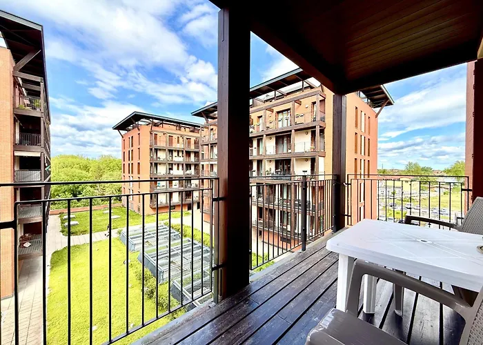 Near The Old Town And Center Of - Private Parking Spot On The River - Amazing View Ferrara