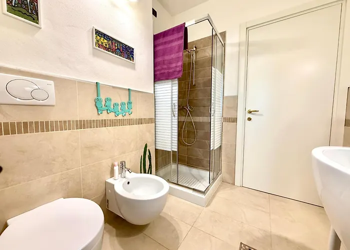 Near The Old Town And Center Of - Private Parking Spot On The River - Amazing View Appartement *