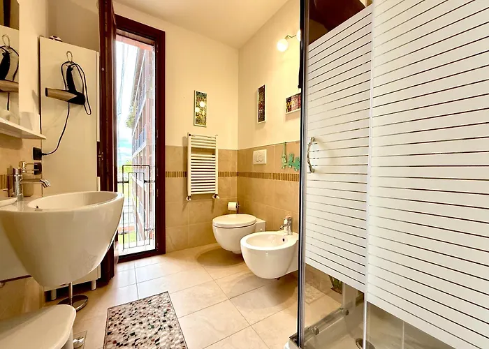 Appartement Near The Old Town And Center Of - Private Parking Spot On The River - Amazing View *