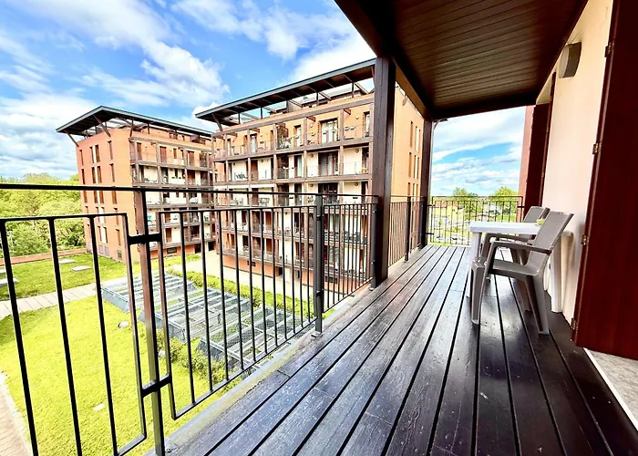 Near The Old Town And Center Of - Private Parking Spot On The River - Amazing View * Ferrara