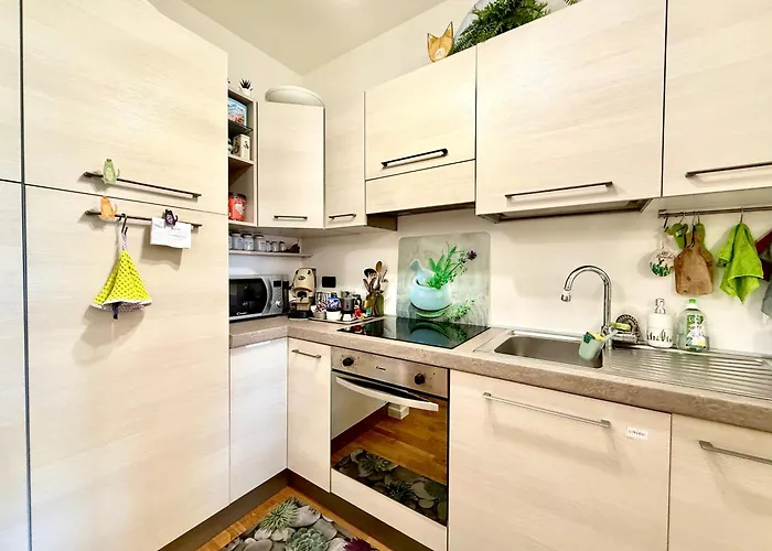 Appartement Near The Old Town And Center Of - Private Parking Spot On The River - Amazing View